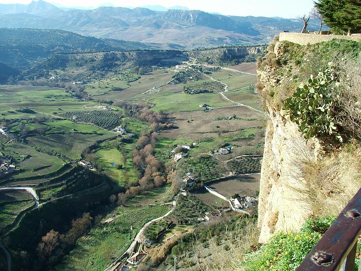 DSCF2070.JPG - Ronda, view vanuit de stad